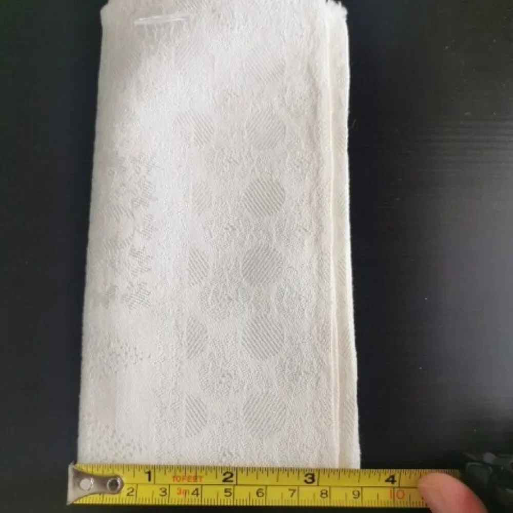 White Cloth Floral Pattern Napkin,‎ 14